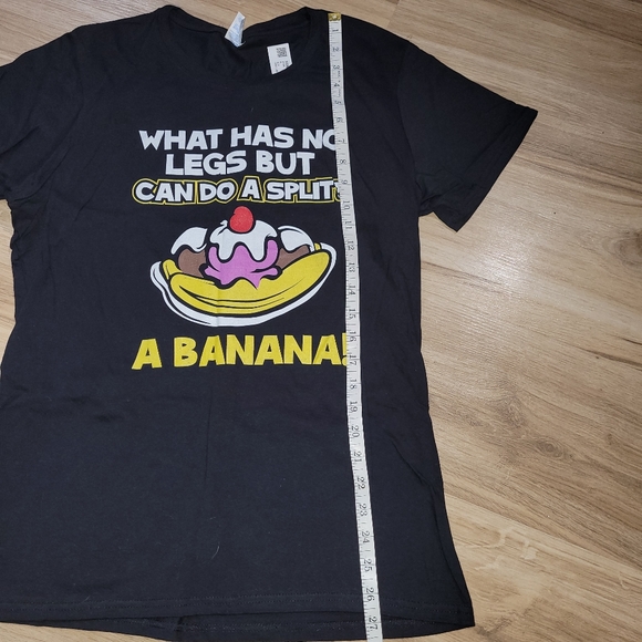 Womens Unique NWT Black Tee Shirt / Banana / Size Lg NWT - Picture 3 of 8